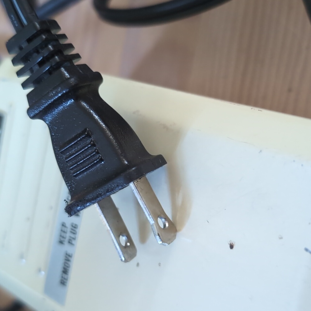 Singer Sewing Machine Foot Pedal - Picture 3 of 6